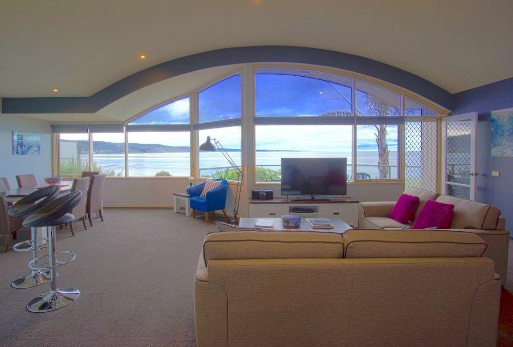 Photo of Livingroom in Lorne