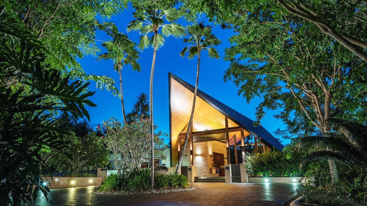Photo of Buildings in Port Douglas