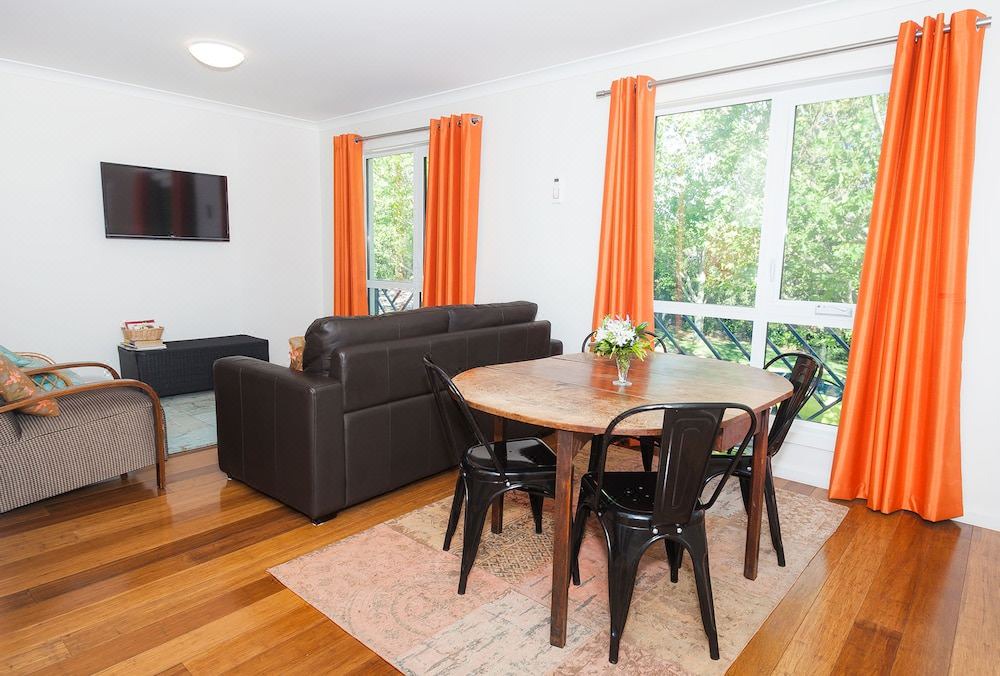Photo of Livingroom in Dickson