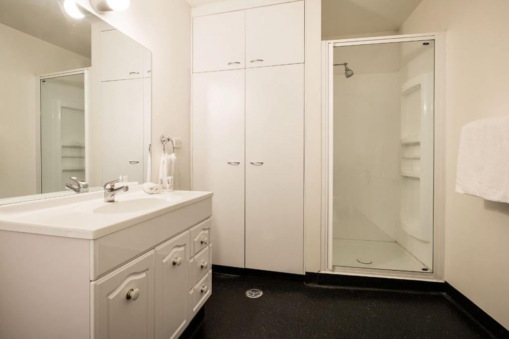 Photo of Bathroom in Sullivan's Cove