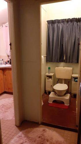 Photo of Bathroom in Mount Morgan