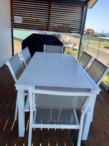 Photo of Patio Balcony in Kingscote