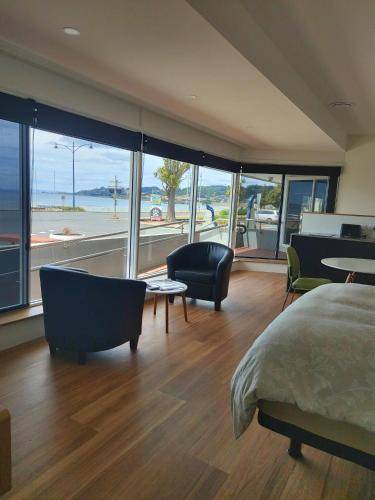 Photo of Livingroom in Penguin