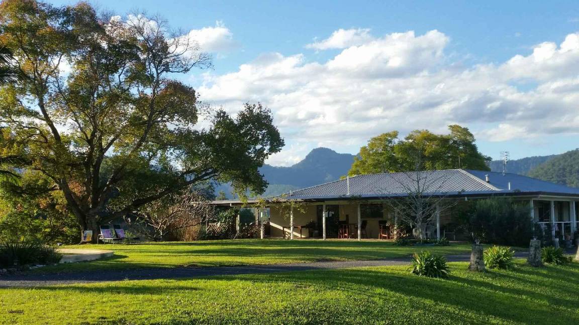 Photo of Buildings in Upper Crystal Creek