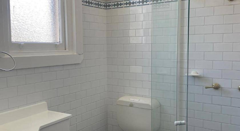 Photo of Bathroom in Uralla