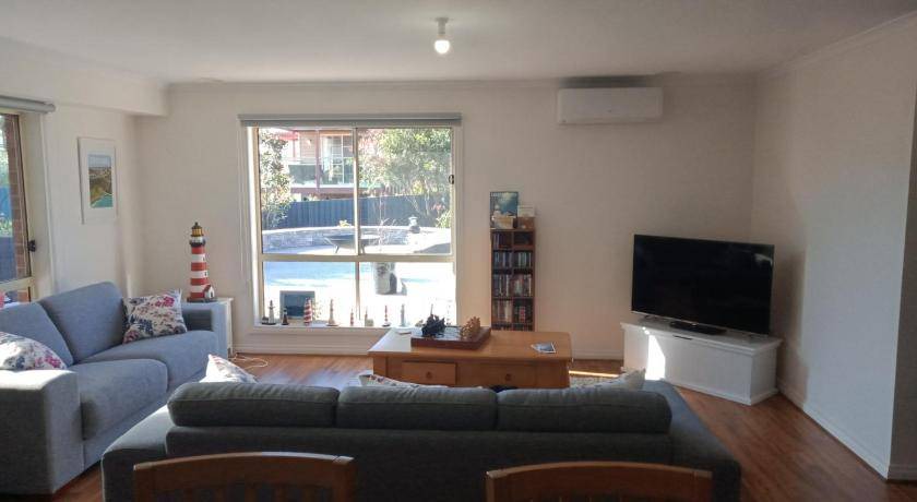 Photo of Livingroom in Clifton Springs