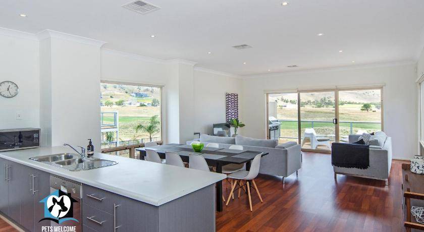 Photo of Others in Normanville