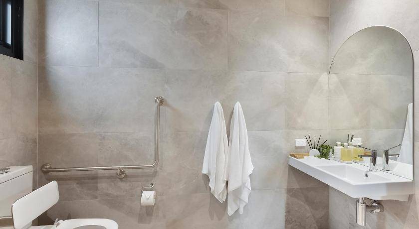 Photo of Bathroom in Hawks Nest