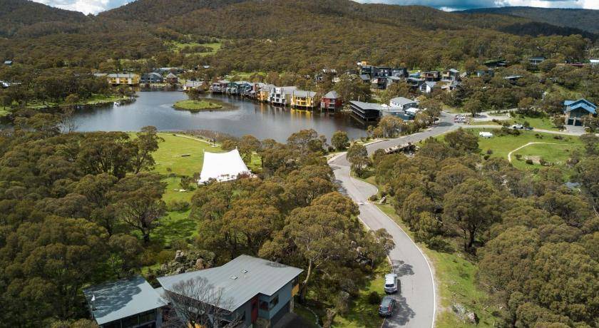 Photo of Others in Lake Crackenback