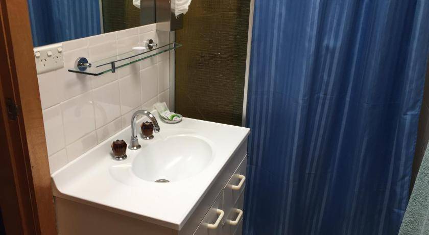 Photo of Bathroom in Eden