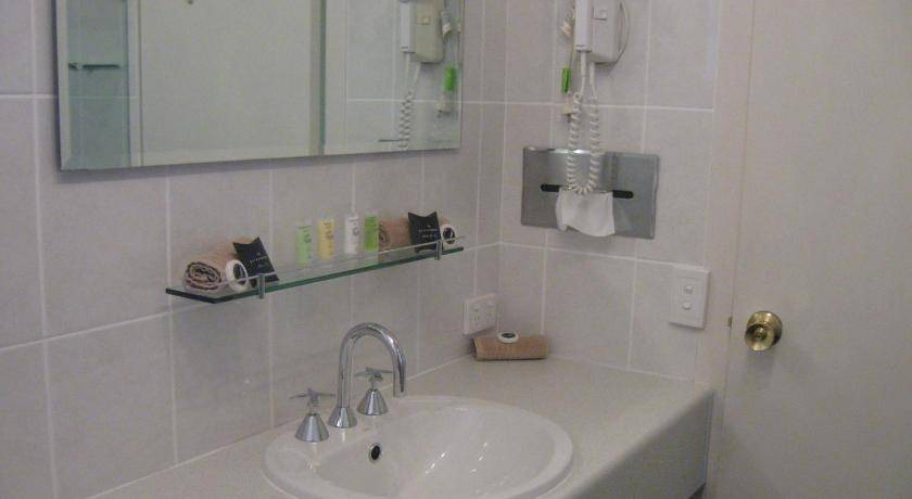 Photo of Bathroom in Oberon