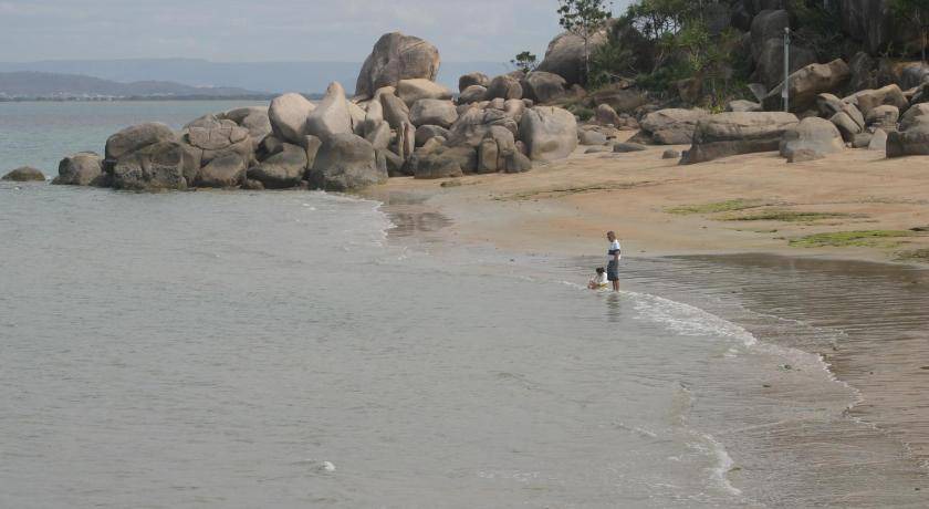 Photo of Human In Picture in Picnic Bay