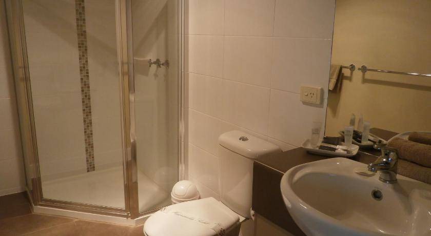 Photo of Bathroom in Bakery Hill