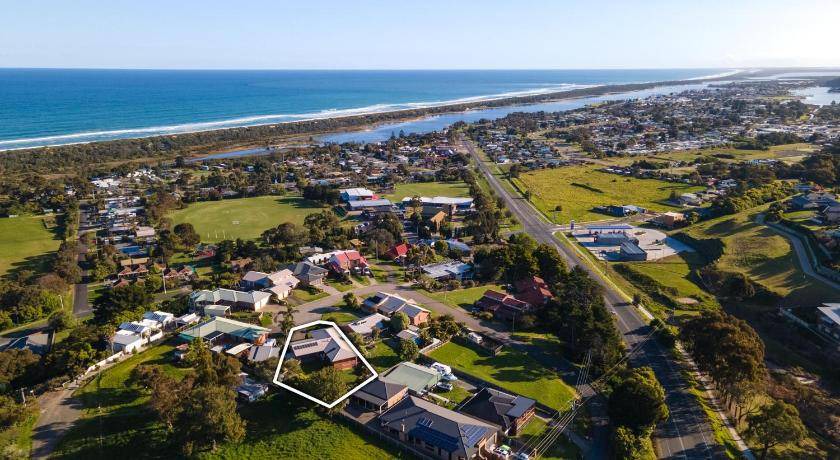 Photo of Others in Lakes Entrance