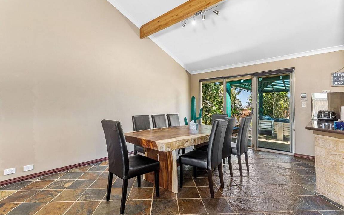 Photo of Livingroom in Ocean Reef