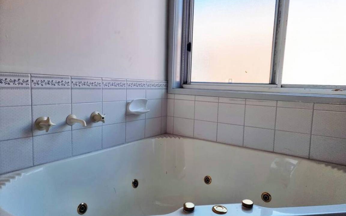 Photo of Bathroom in Maribyrnong