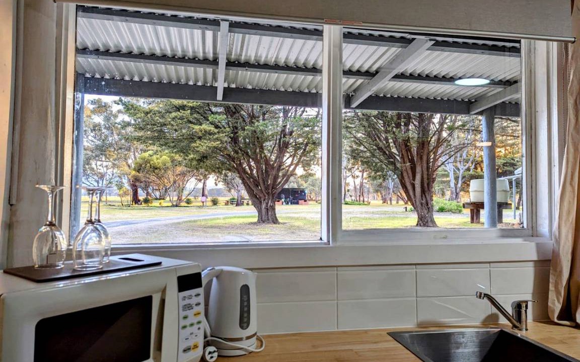 Photo of Kitchen in Dadswells Bridge