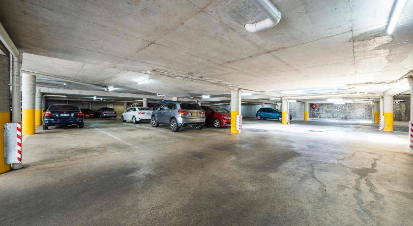Photo of Others in Manuka