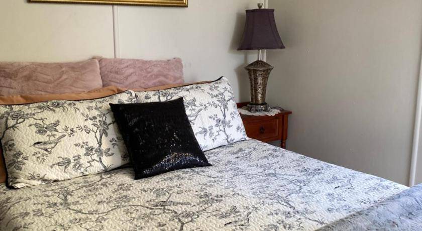 Photo of Bedroom in Wingham