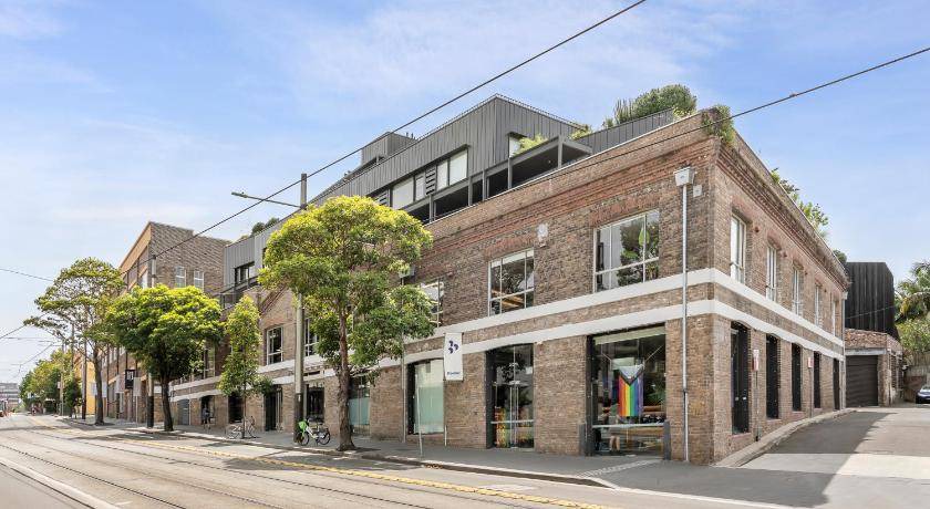 Photo of Others in Surry Hills