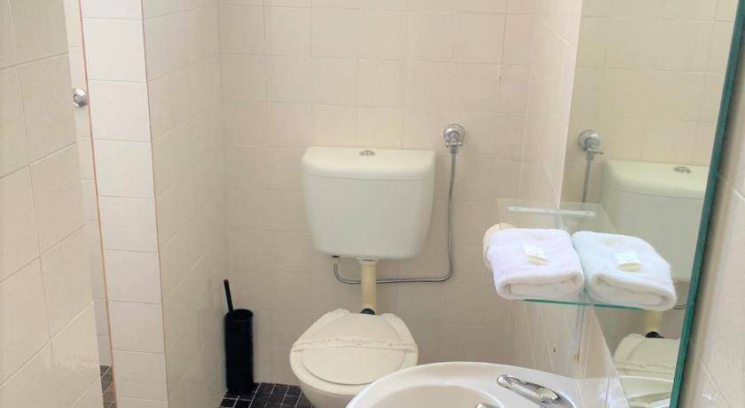 Photo of Bathroom in Bathurst