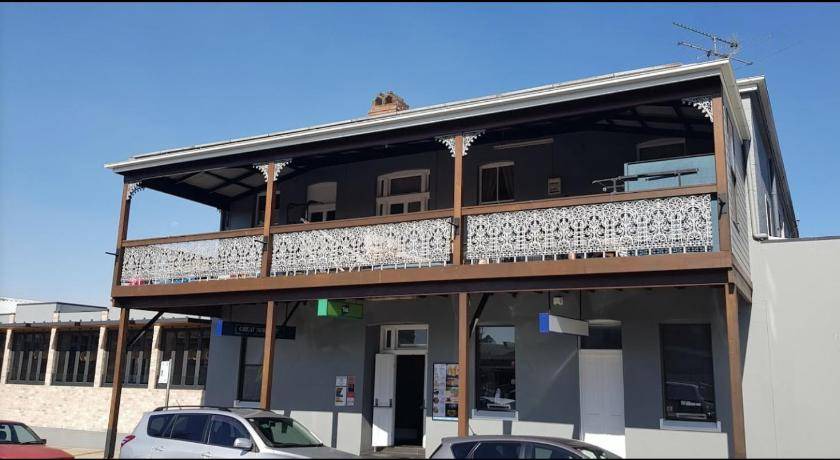 Photo of Buildings in West Kempsey