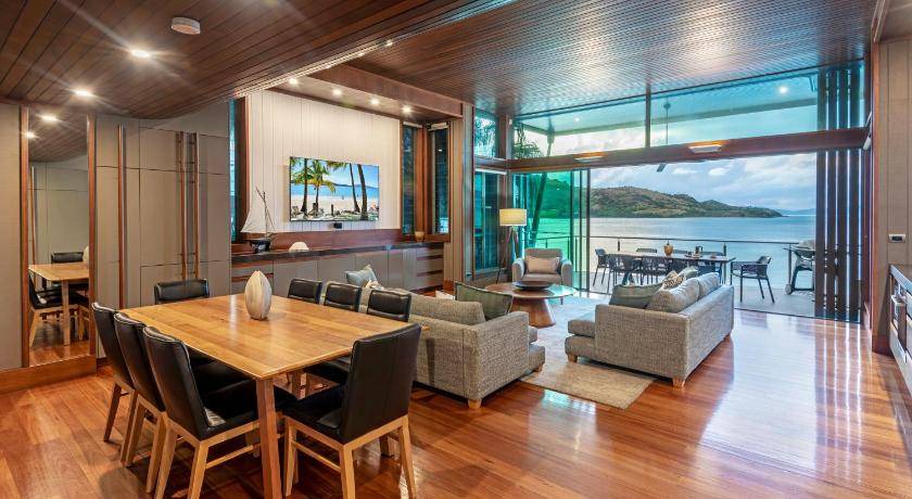 Photo of Others in Hamilton Island