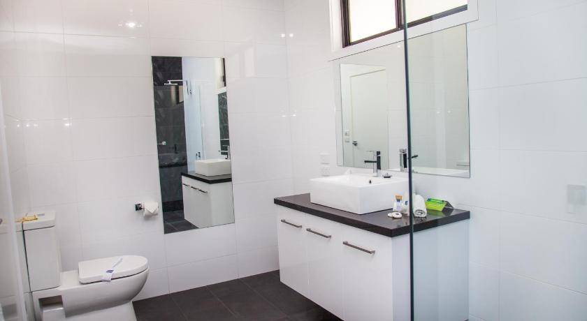 Photo of Bathroom in Maryborough