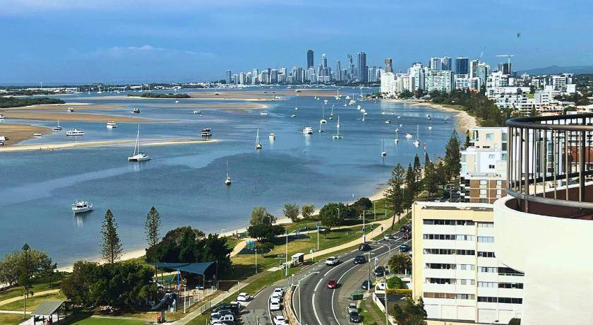 Photo of Others in Runaway Bay