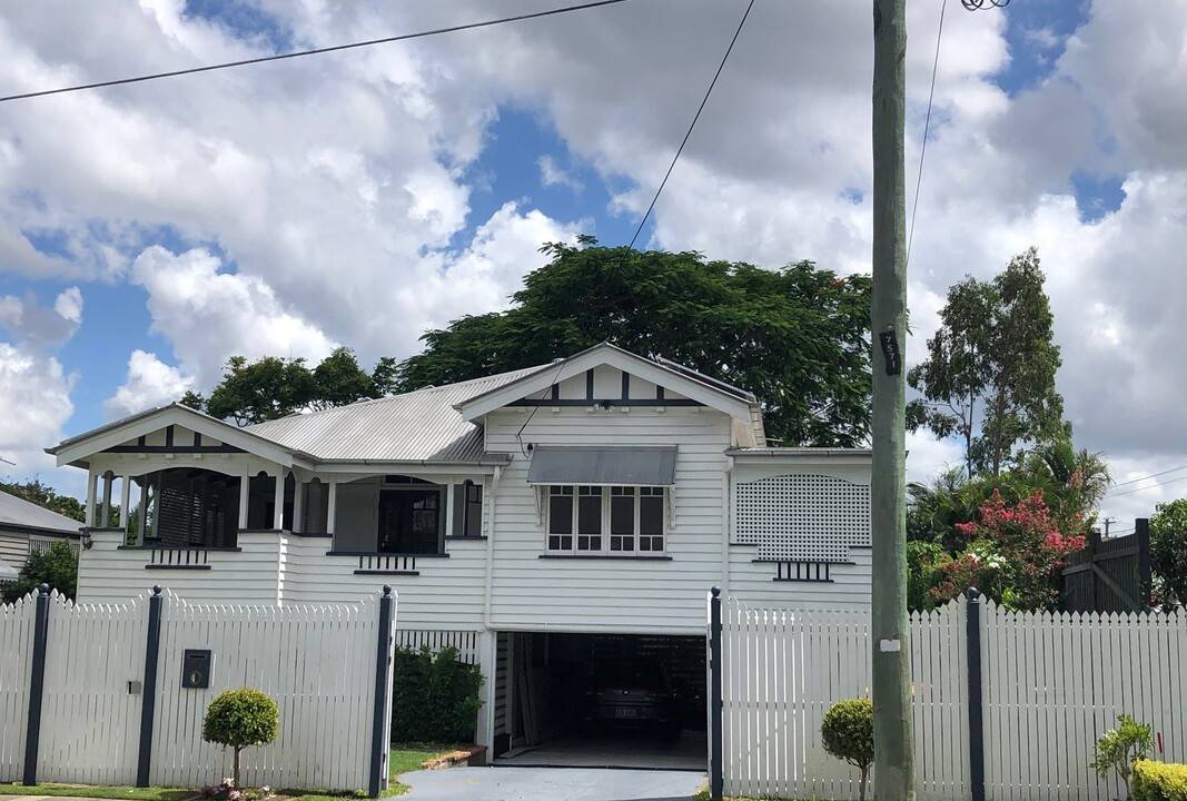 Photo of Others in Graceville