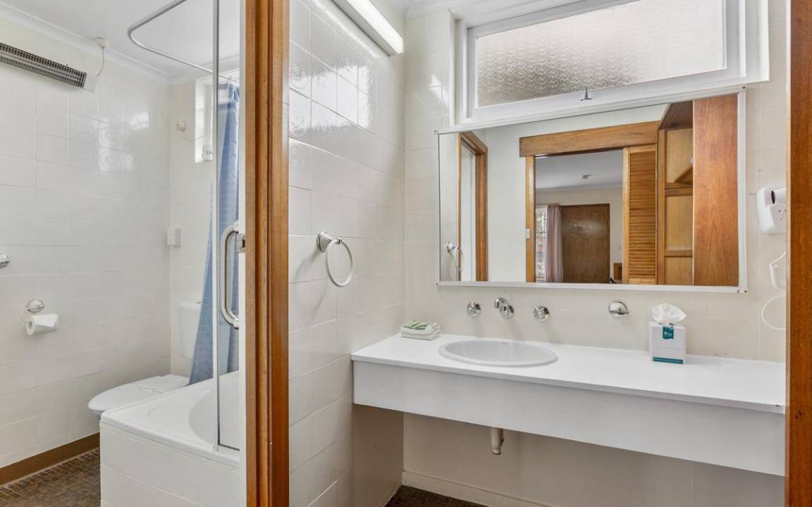 Photo of Bathroom in Derwent Park