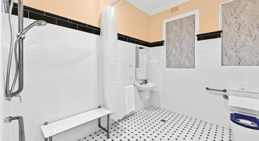 Photo of Bathroom in Wauchope