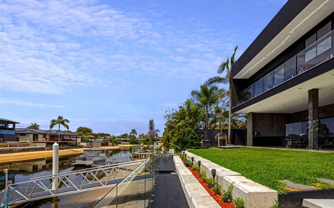 Photo of Others in Broadbeach Waters