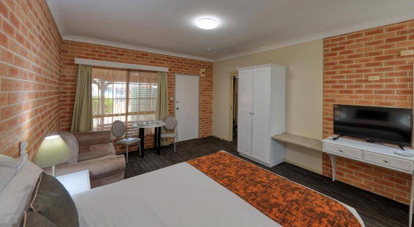 Photo of Others in Cowra