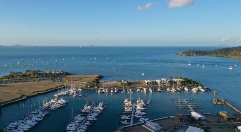 Photo of Others in Airlie Beach