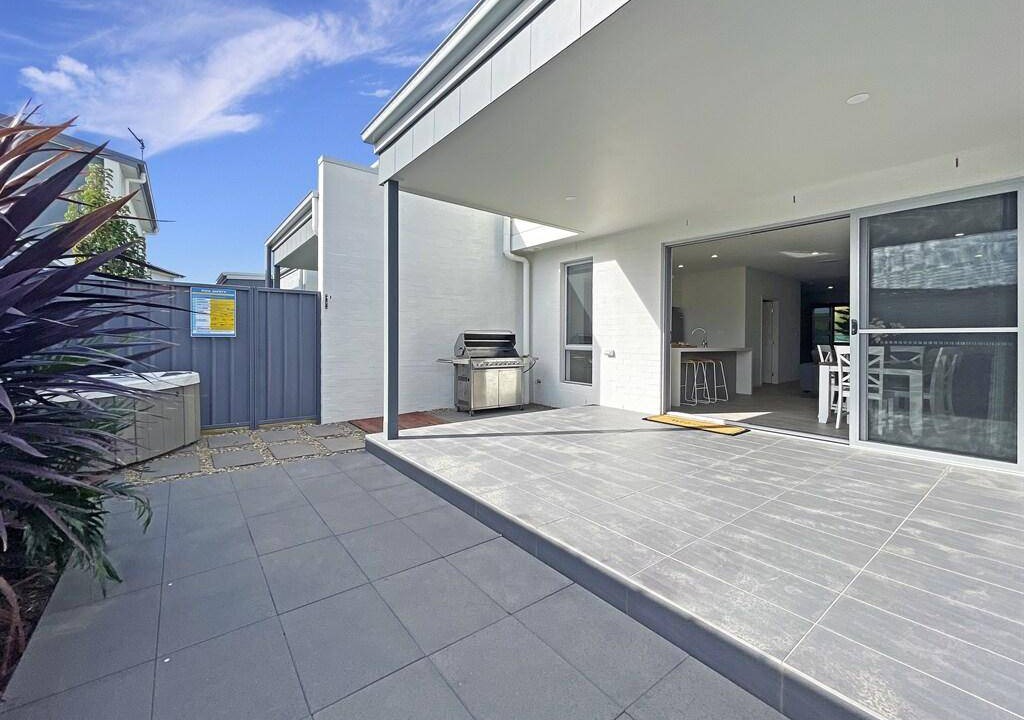Photo of Others in Shell Cove