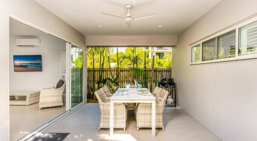 Photo of Others in Palm Cove