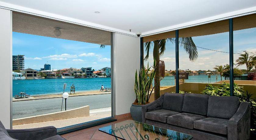 Photo of Others in Surfers Paradise