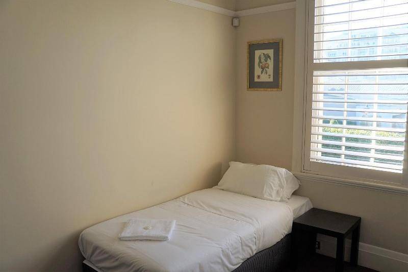 Photo of Bedroom in Mortlake