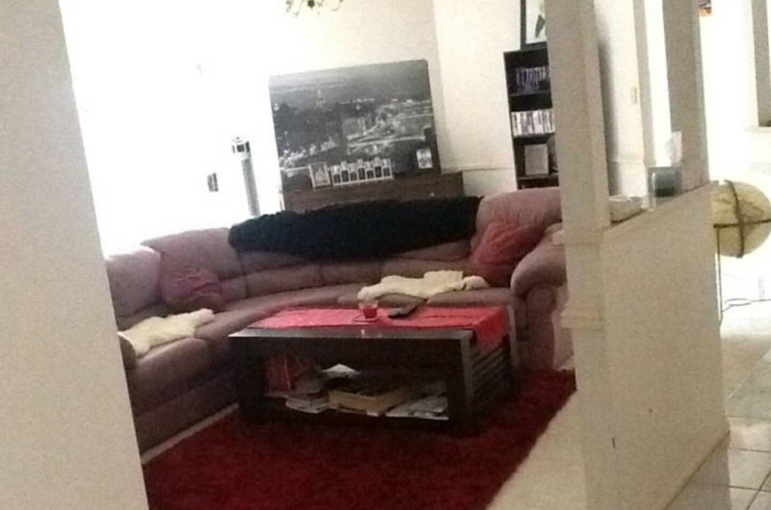Photo of Livingroom in Eight Mile Plains
