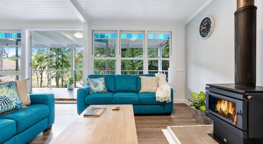 Photo of Livingroom in Booroobin