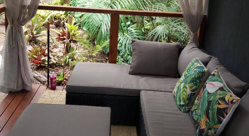 Photo of Patio Balcony in Captain Creek