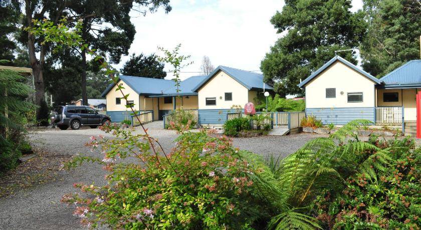 Photo of Buildings in Strahan