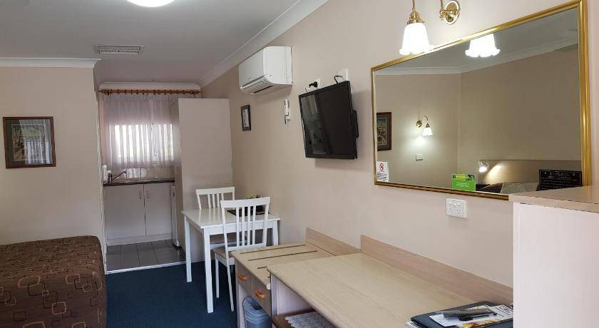 Photo of Others in East Tamworth