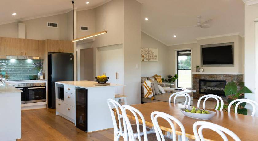Photo of Kitchen in Broke