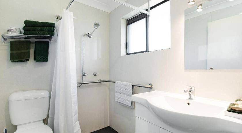 Photo of Bathroom in Raymond Terrace