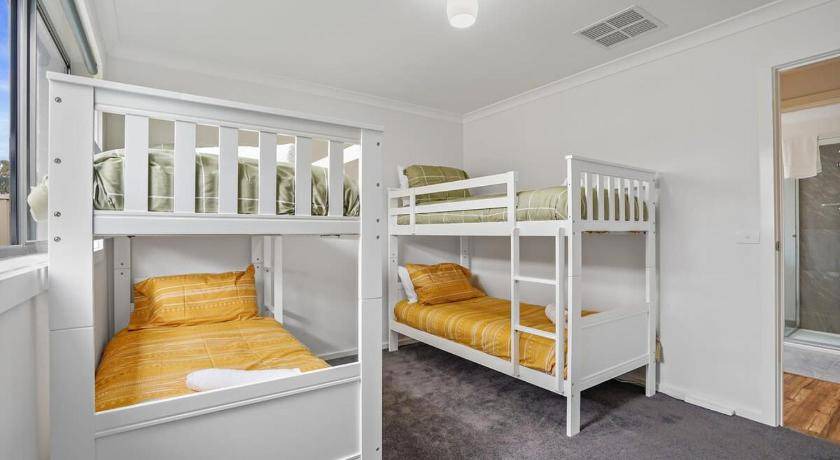Photo of Bedroom in Golden Point