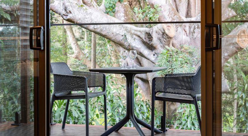 Photo of Patio Balcony in Balmoral Ridge
