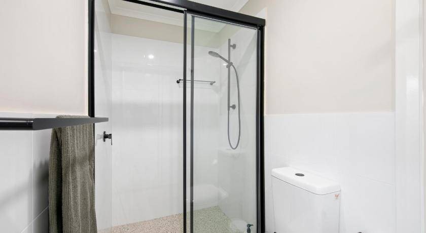 Photo of Bathroom in Broke