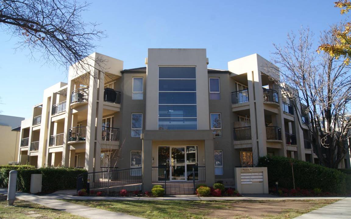 Photo of Buildings in Braddon